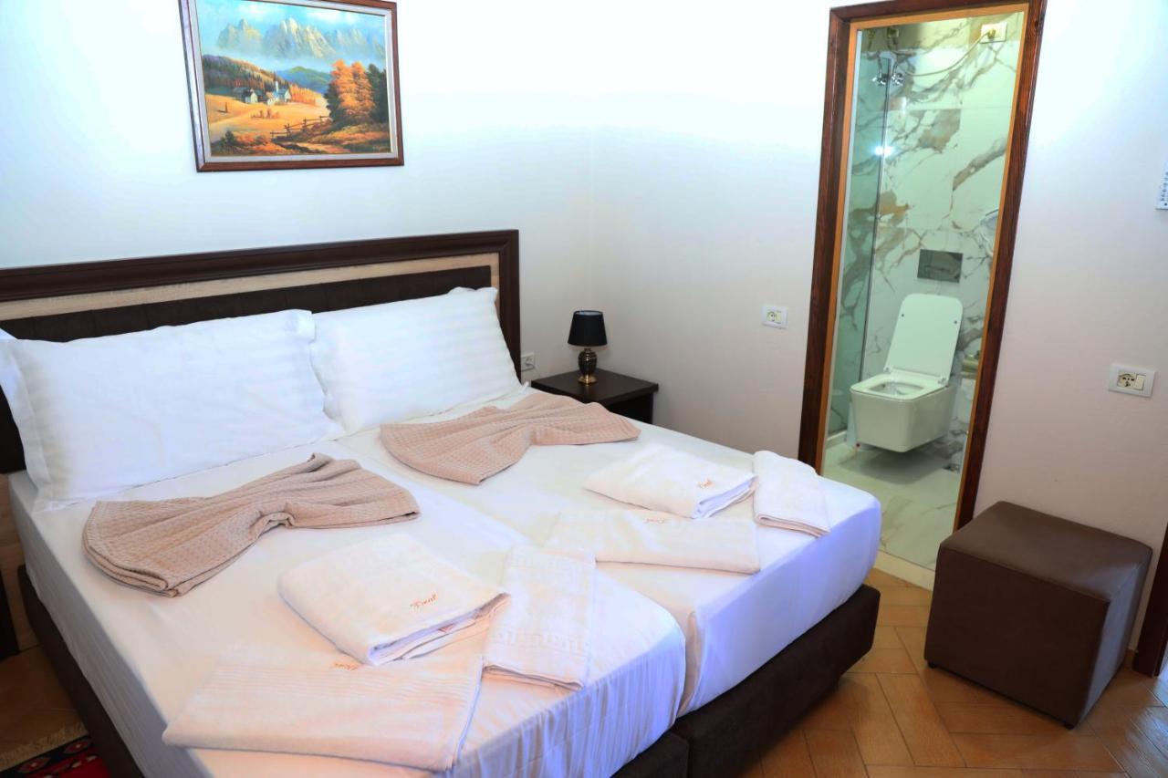 --Hotel Deal-- Rooms With Castle View Krujë Dış mekan fotoğraf