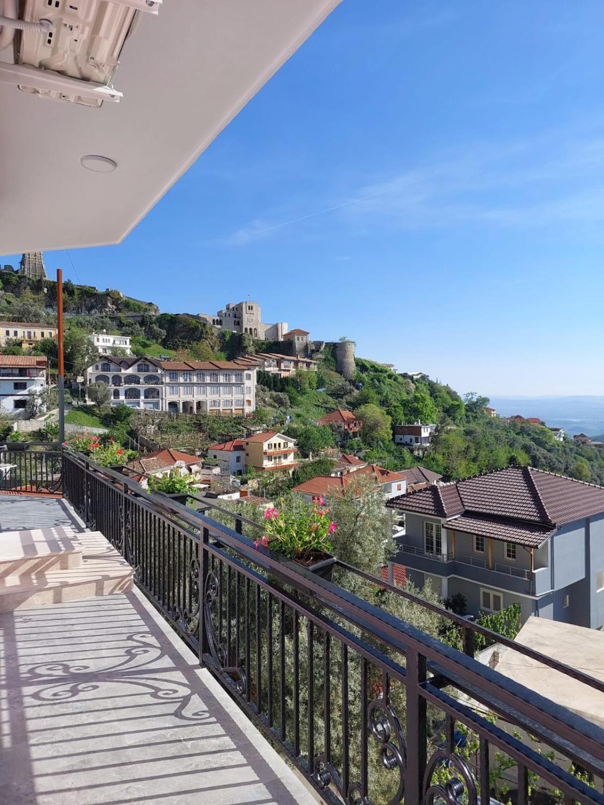 --Hotel Deal-- Rooms With Castle View Krujë Dış mekan fotoğraf
