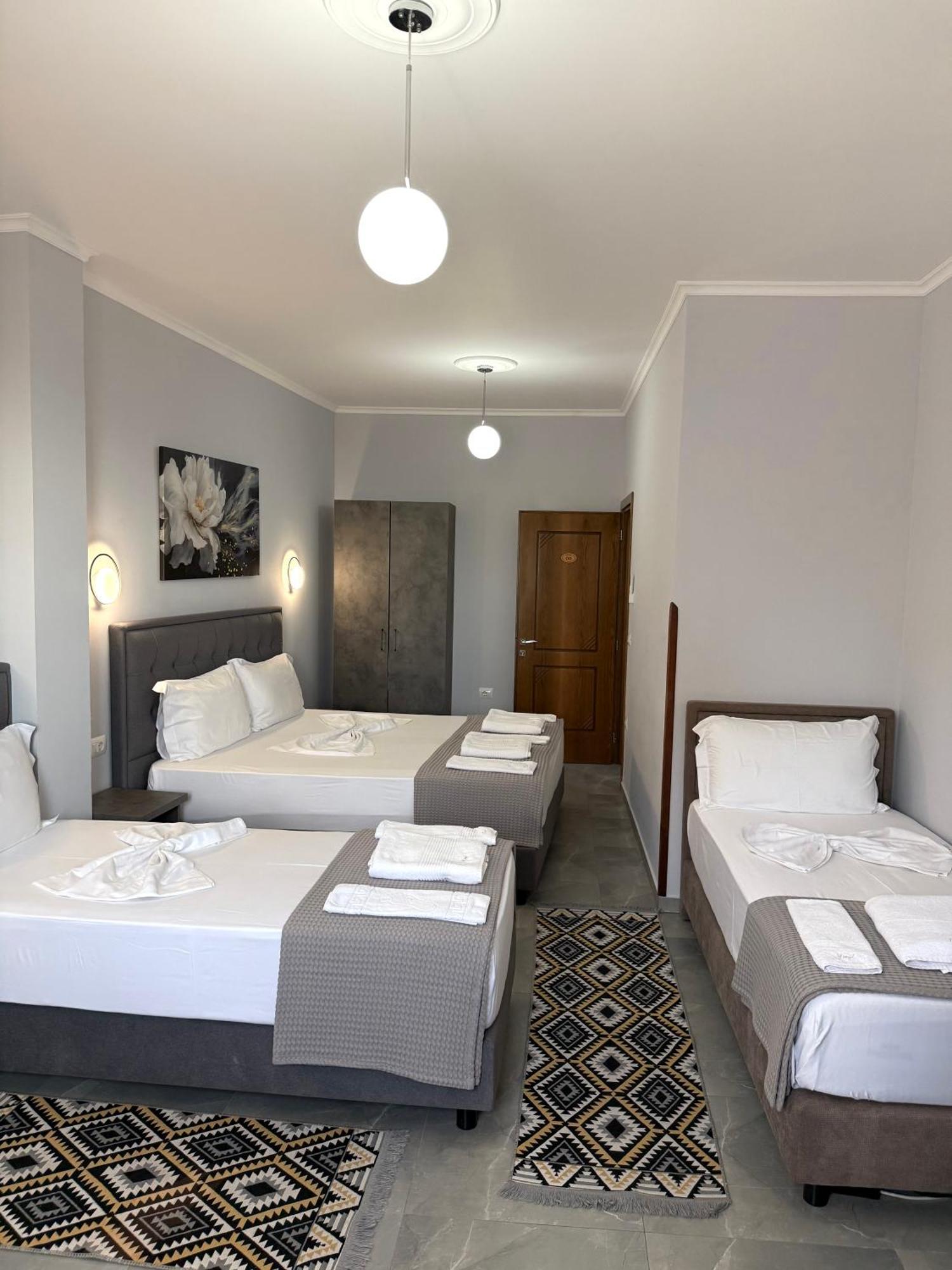 --Hotel Deal-- Rooms With Castle View Krujë Dış mekan fotoğraf